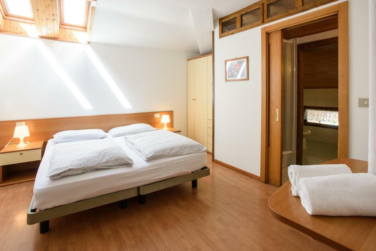 Villa Nirvana Torbole Sul Garda Kültér fotó