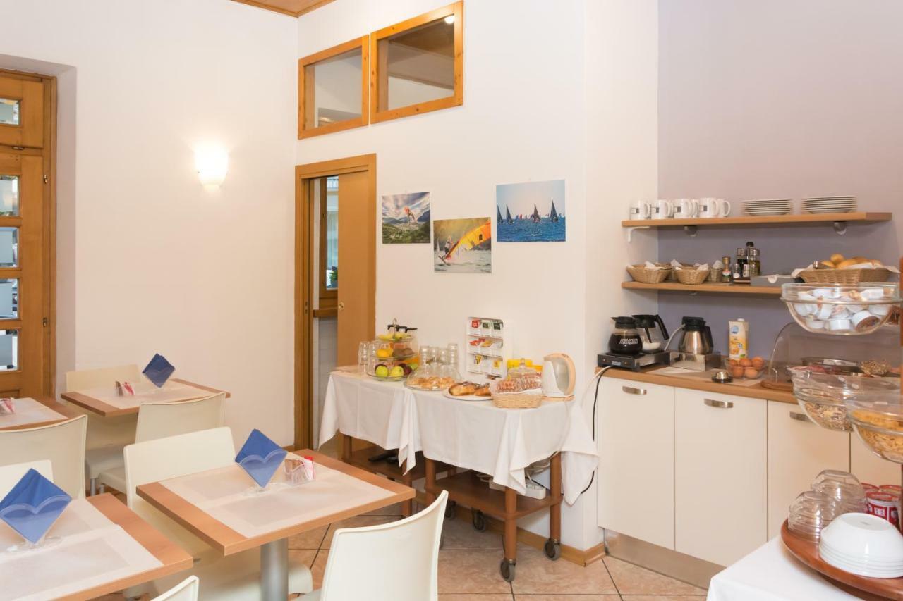 Villa Nirvana Torbole Sul Garda Kültér fotó
